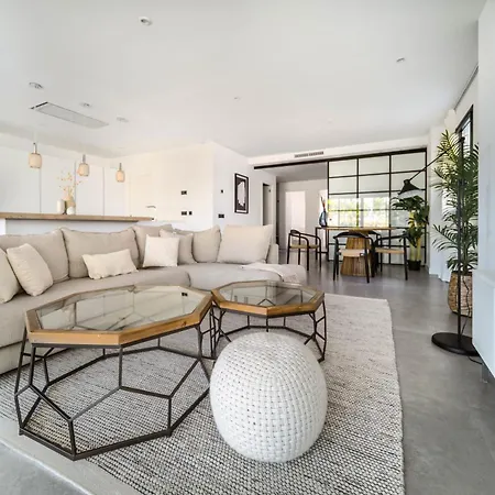 Lejlighed New Luxury In Family W Pools Wifi Estepona